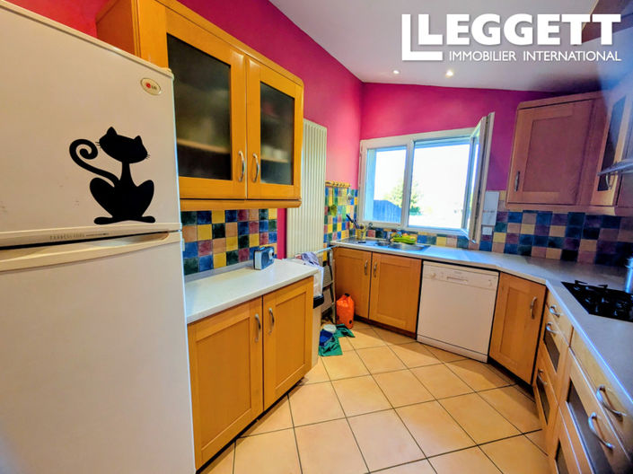 Image No.9-4 Bed House for sale