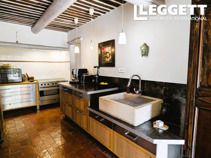 Image No.2-4 Bed House for sale