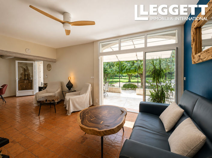 Image No.3-4 Bed House for sale