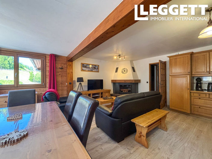 Image No.8-3 Bed Commercial for sale