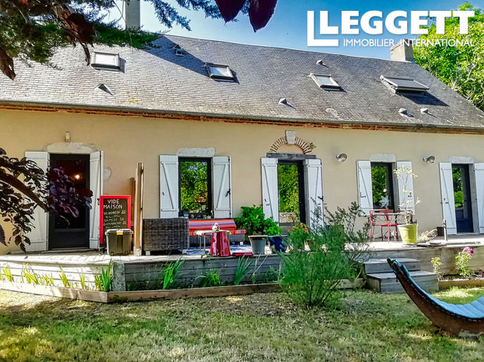 Image No.8-5 Bed House for sale