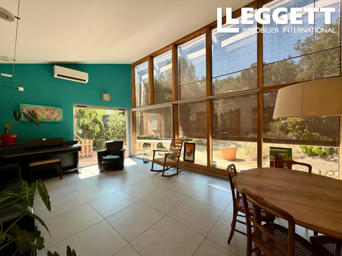 Image No.3-4 Bed House for sale