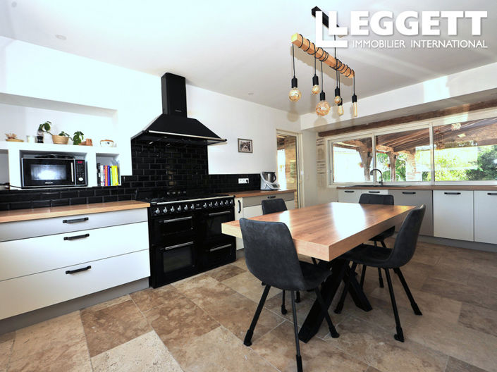 Image No.7-3 Bed House for sale