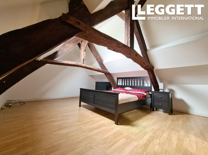 Image No.6-5 Bed House for sale