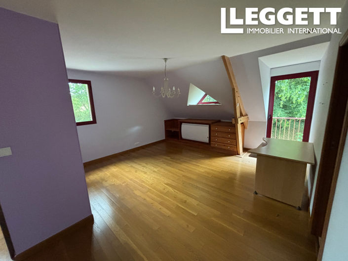 Image No.8-5 Bed House for sale