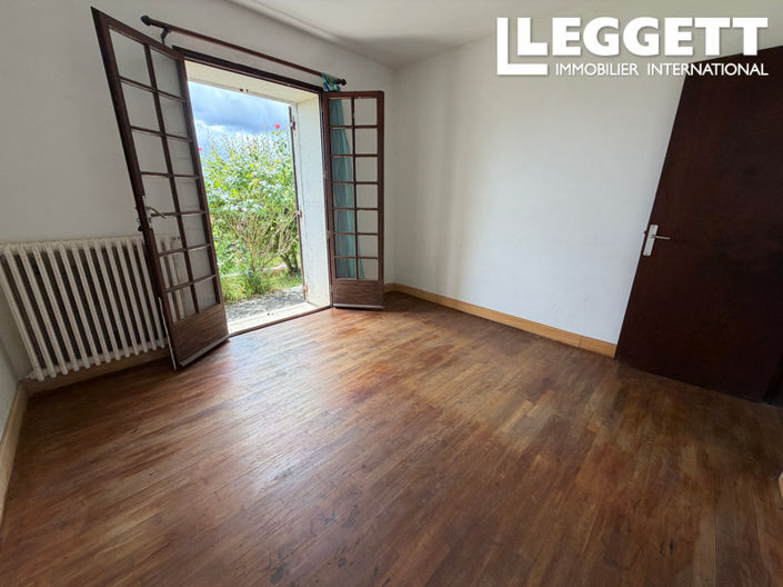 Image No.7-3 Bed House for sale