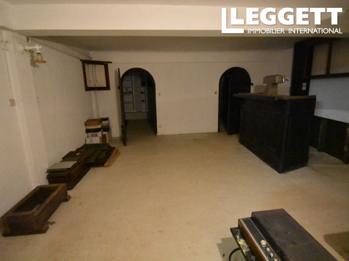 Image No.6-3 Bed House for sale