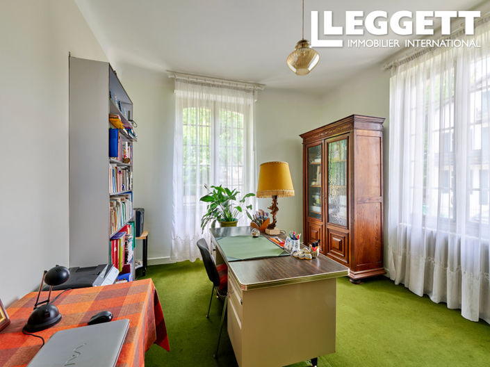 Image No.6-3 Bed House for sale