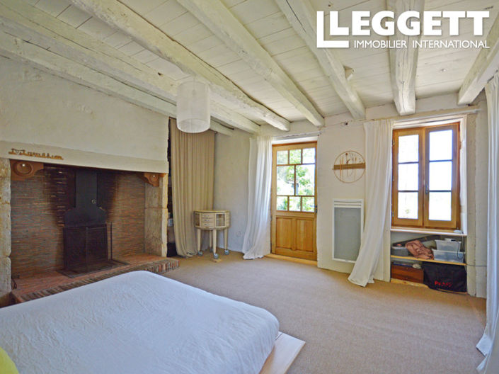 Image No.10-2 Bed House for sale