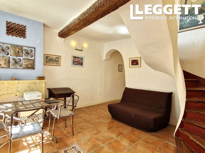Image No.10-3 Bed House for sale