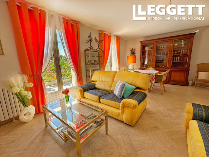 Image No.3-5 Bed House for sale