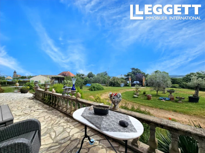 Image No.8-4 Bed House for sale