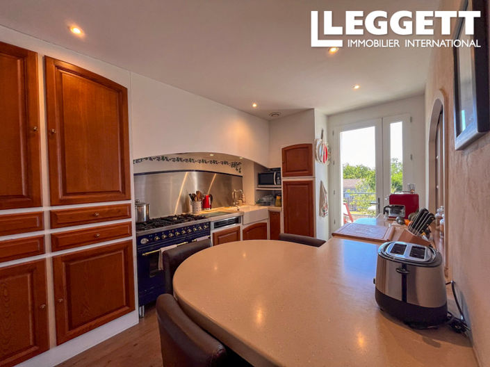Image No.4-4 Bed House for sale
