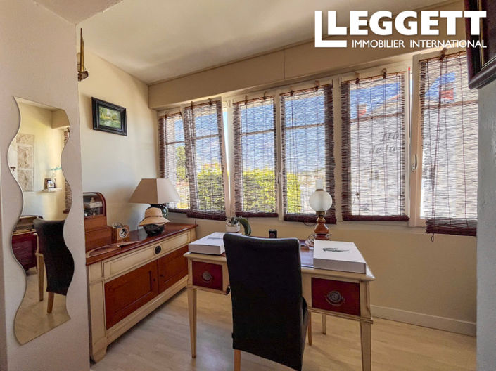 Image No.6-4 Bed House for sale