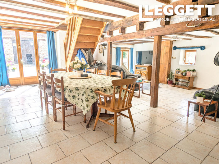 Image No.4-18 Bed House for sale