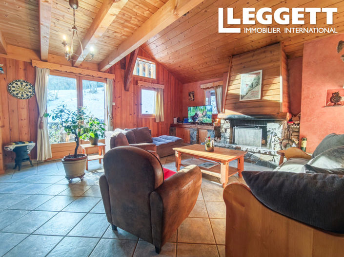 Image No.3-8 Bed House for sale