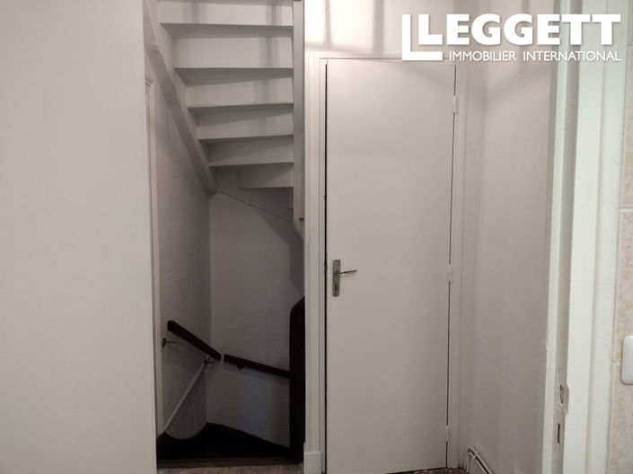 Image No.7-2 Bed House for sale