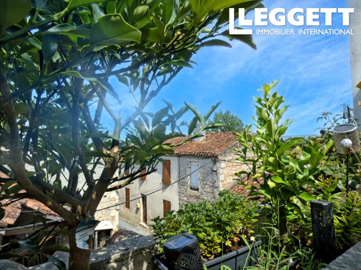 Image No.8-4 Bed House for sale