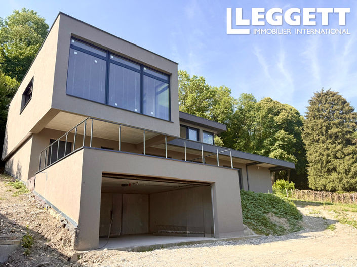 Image No.3-4 Bed House for sale