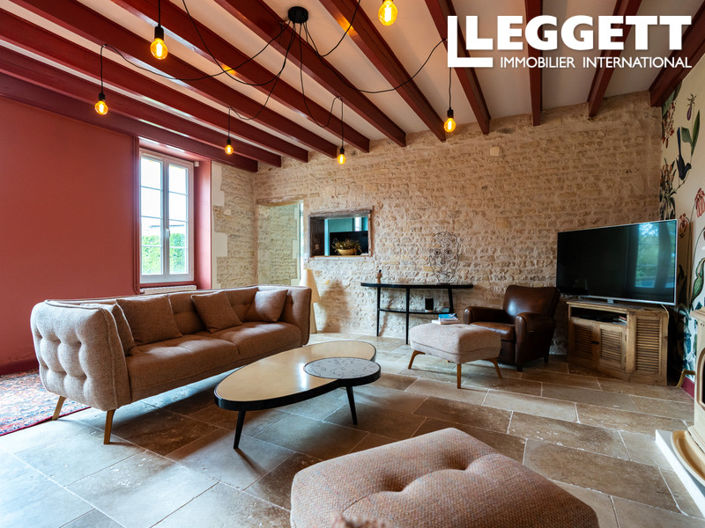 Image No.5-7 Bed House for sale