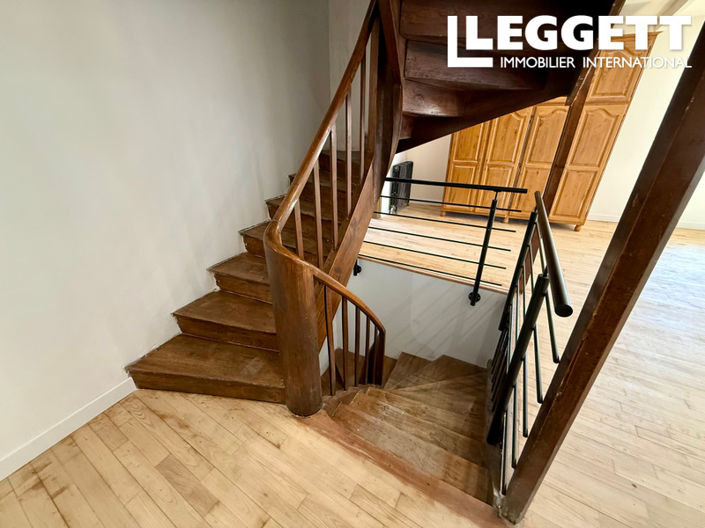 Image No.7-4 Bed House for sale