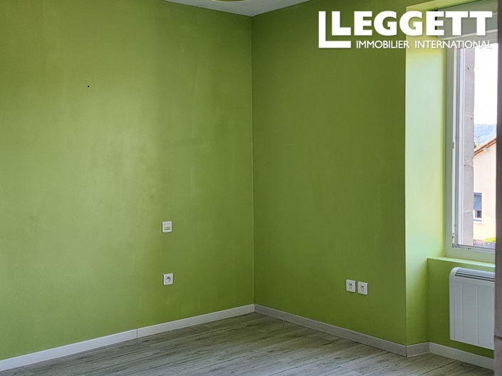 Image No.7-3 Bed House for sale