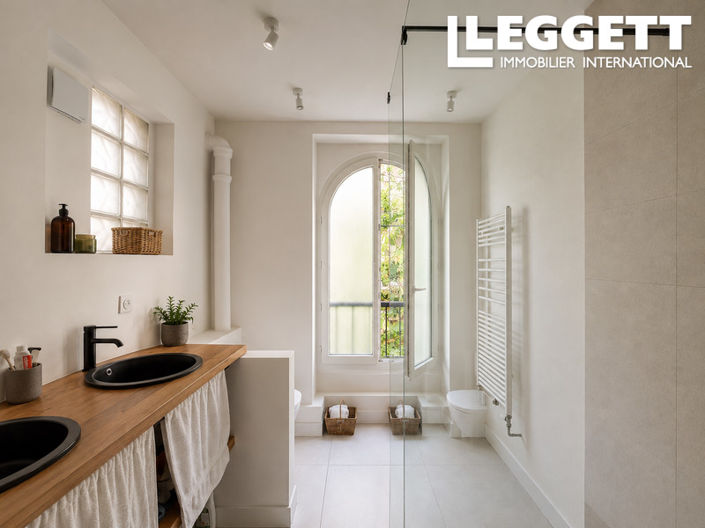 Image No.10-4 Bed House for sale