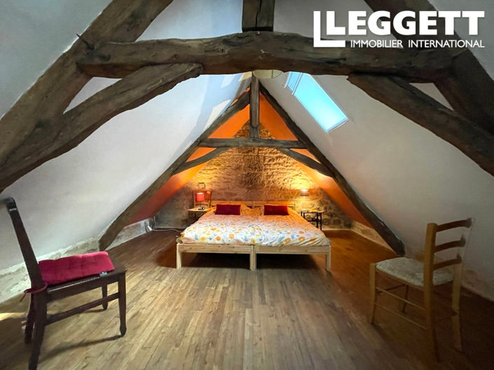 Image No.6-3 Bed House for sale
