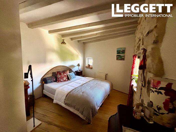 Image No.9-4 Bed House for sale