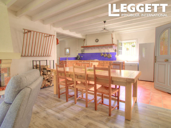 Image No.8-4 Bed House for sale