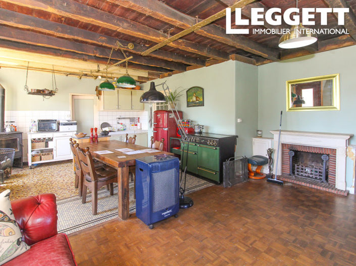 Image No.2-4 Bed House for sale