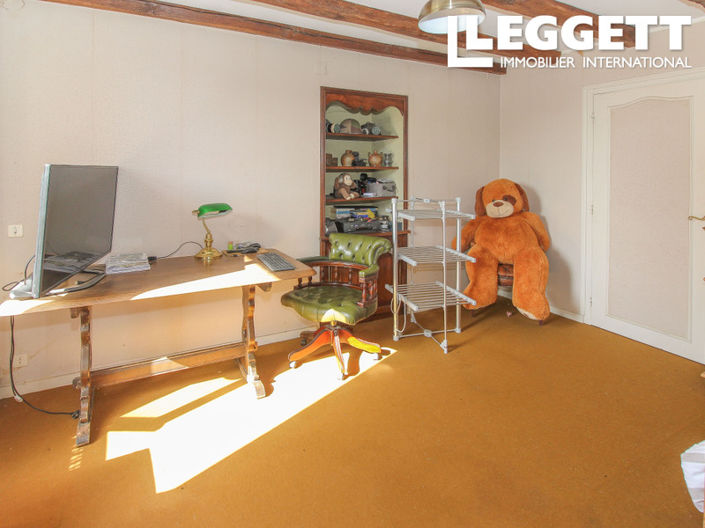 Image No.7-4 Bed House for sale