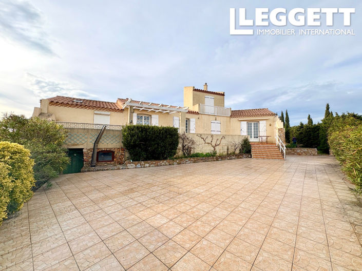 Image No.10-4 Bed House for sale