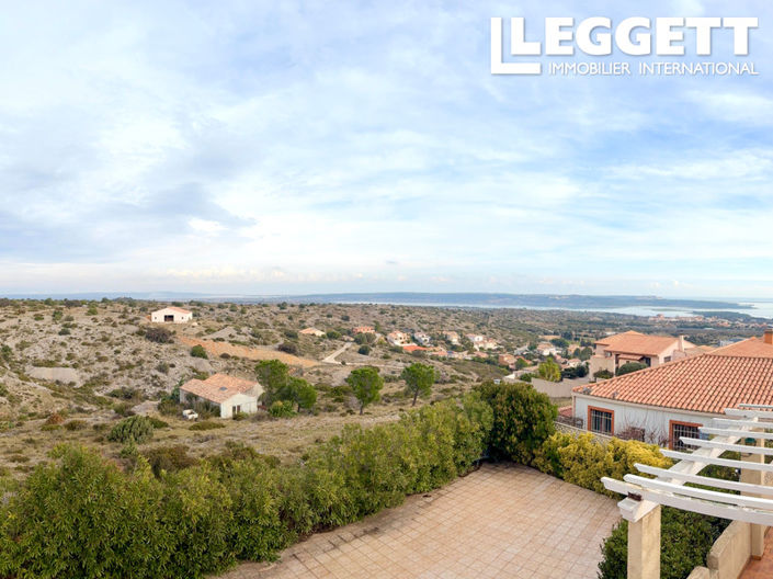 Image No.2-4 Bed House for sale