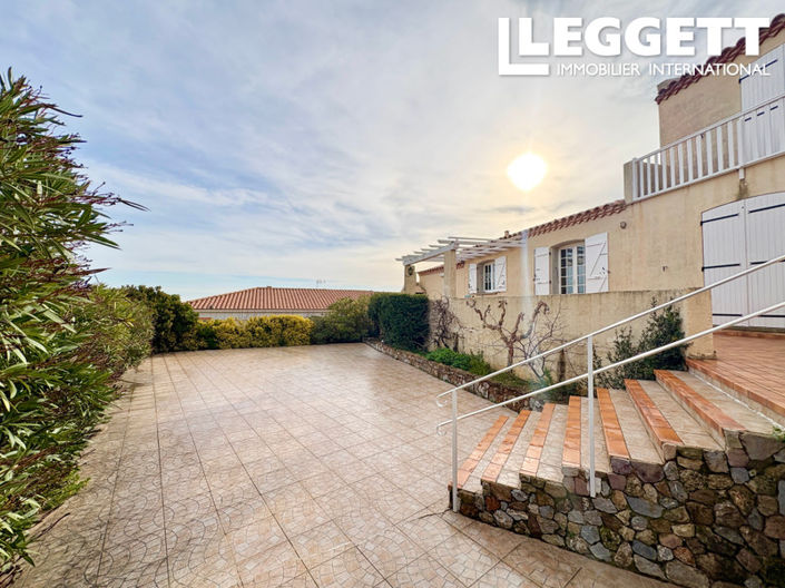 Image No.6-4 Bed House for sale
