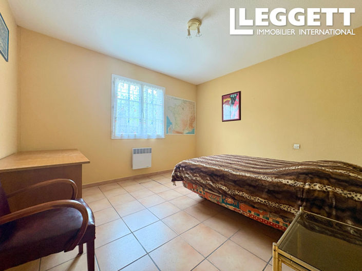 Image No.9-4 Bed House for sale