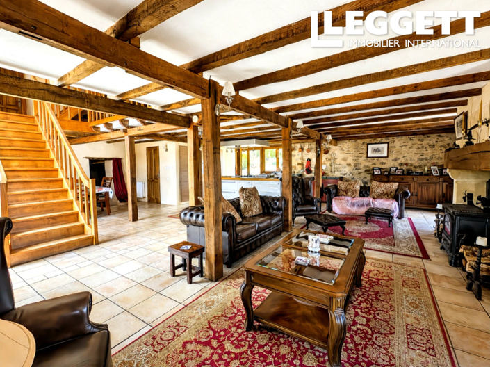 Image No.4-9 Bed House for sale