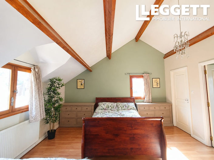 Image No.5-3 Bed House for sale
