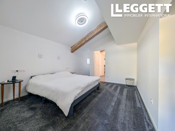 Image No.7-4 Bed House for sale