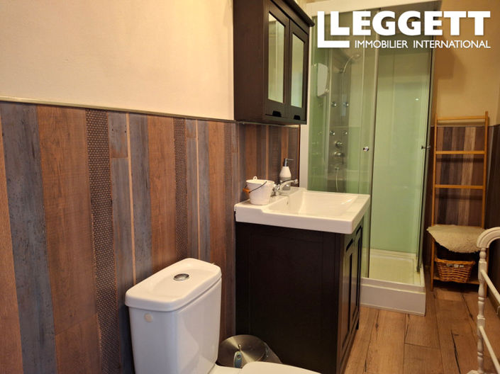 Image No.8-4 Bed House for sale