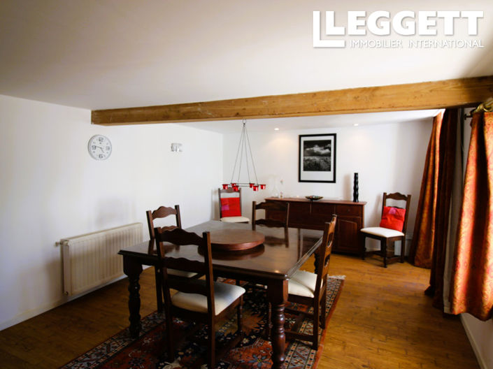 Image No.6-6 Bed House for sale