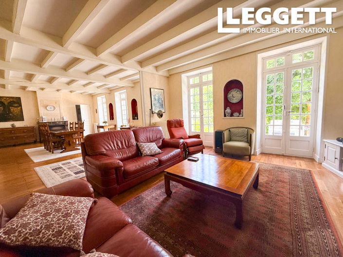 Image No.3-9 Bed House for sale