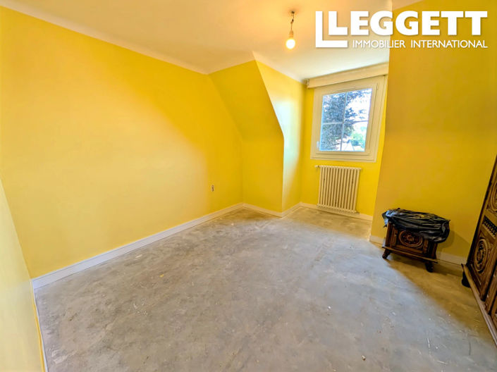 Image No.7-6 Bed House for sale
