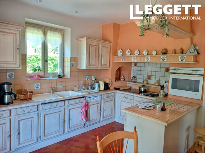 Image No.2-5 Bed House for sale
