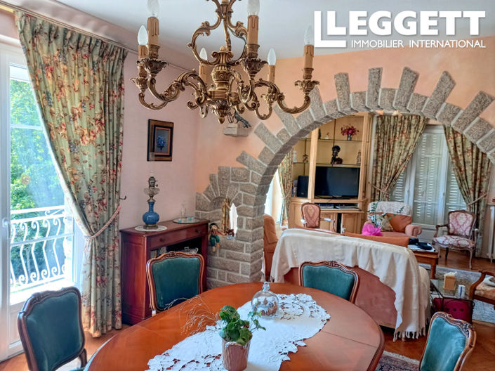Image No.3-5 Bed House for sale