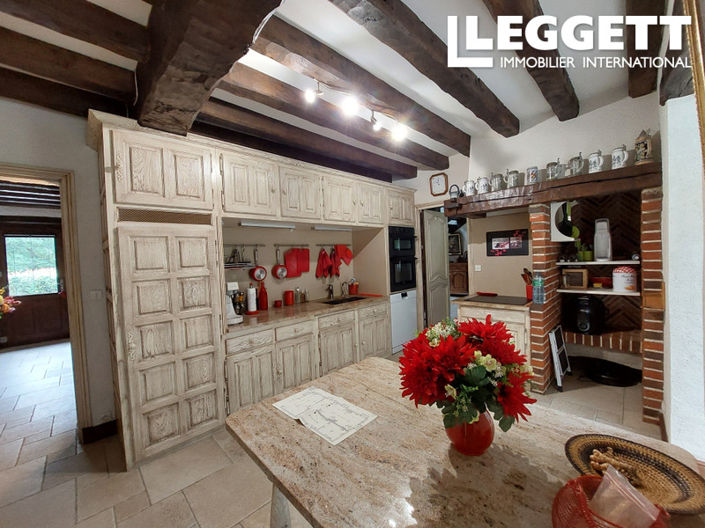 Image No.5-5 Bed House for sale
