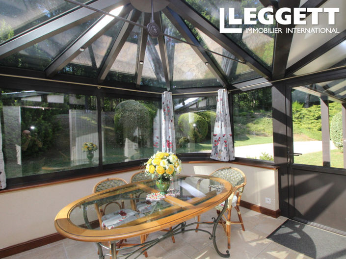 Image No.7-5 Bed House for sale