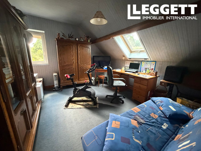 Image No.6-4 Bed House for sale