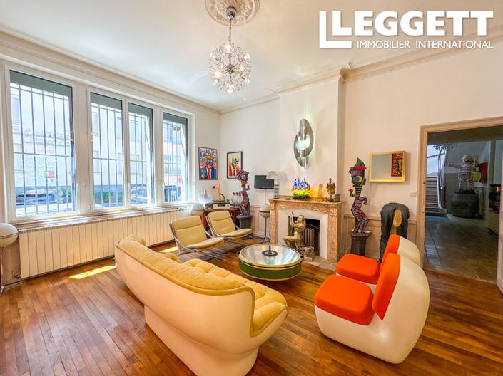 Image No.4-6 Bed House for sale