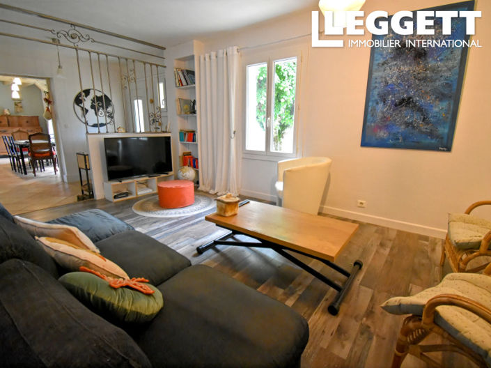 Image No.6-5 Bed House for sale